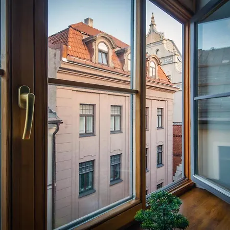 Langer House In Old *